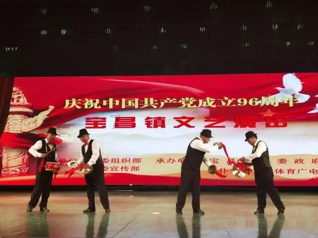 女孩的时装封面