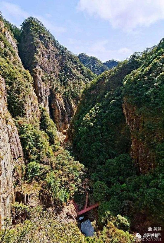 《探索煮面条时想要面条爽滑应该开水下锅吗?,解锁无限知识星球!》